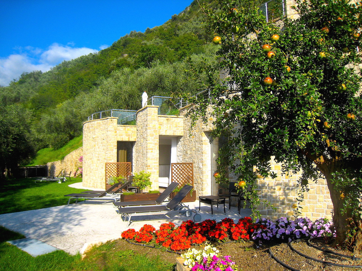 Das kleine Agriturismo Hotel Maso Botes bietet naturnahen Urlaub zu günstigen Preisen