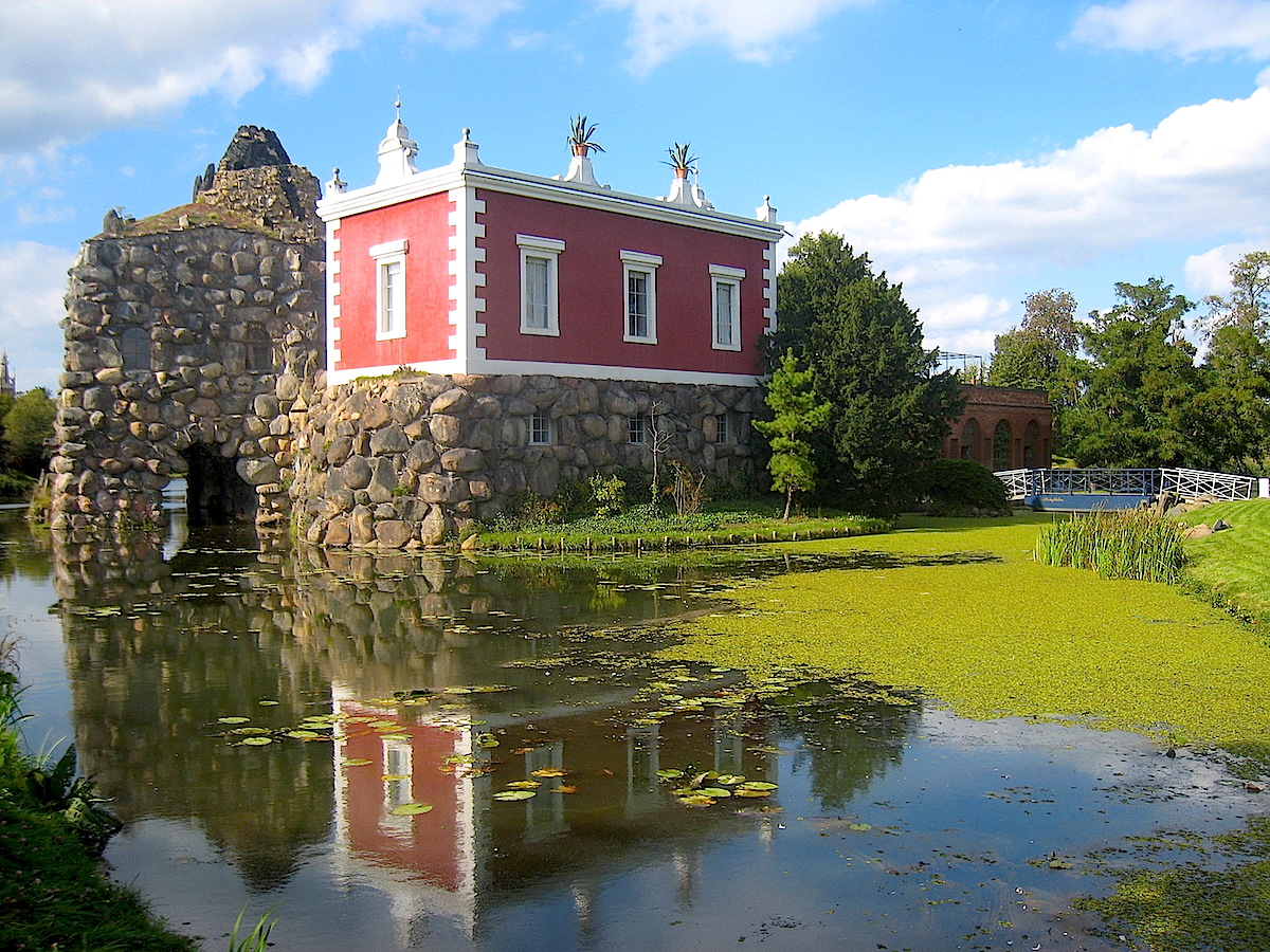 Künstlicher Vulkan im Gartenreich Dessau-Wörlitz