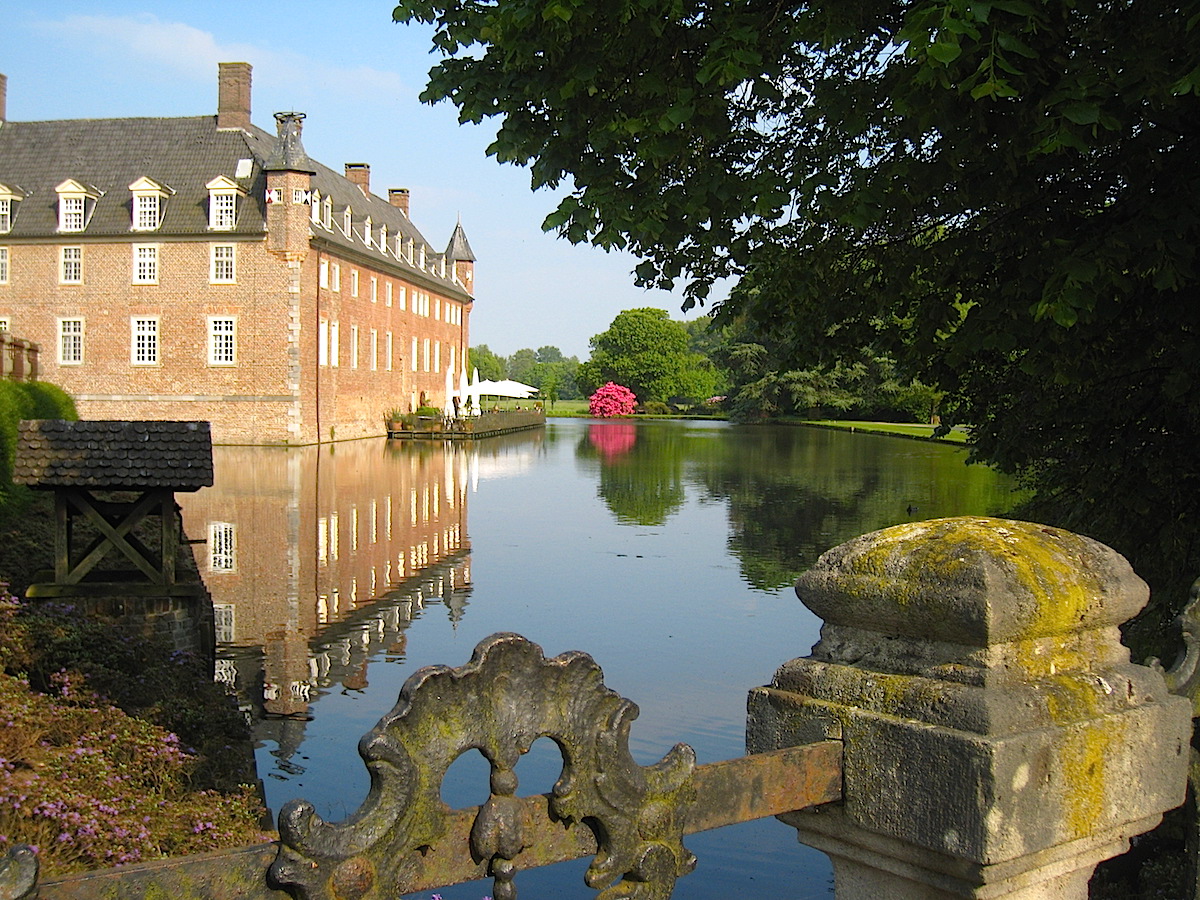 Die Gärten und Parks des Münsterlandes - die Wasserburg Anholt