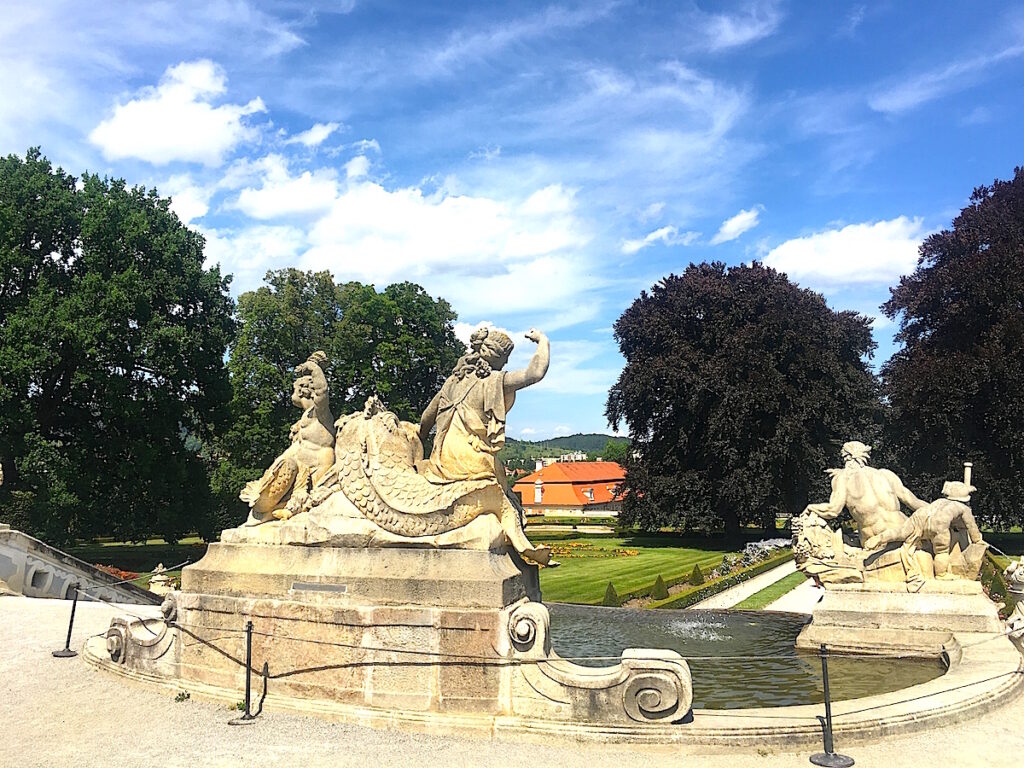 Tschechien - Der barocke Böhmen hat auch hohe Gartenkunst hervorgebracht, hier auf Schloss Krumau