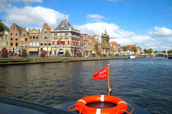 Haarlem in Holland bietet Hollands Schönheiten auf kleinem Raum