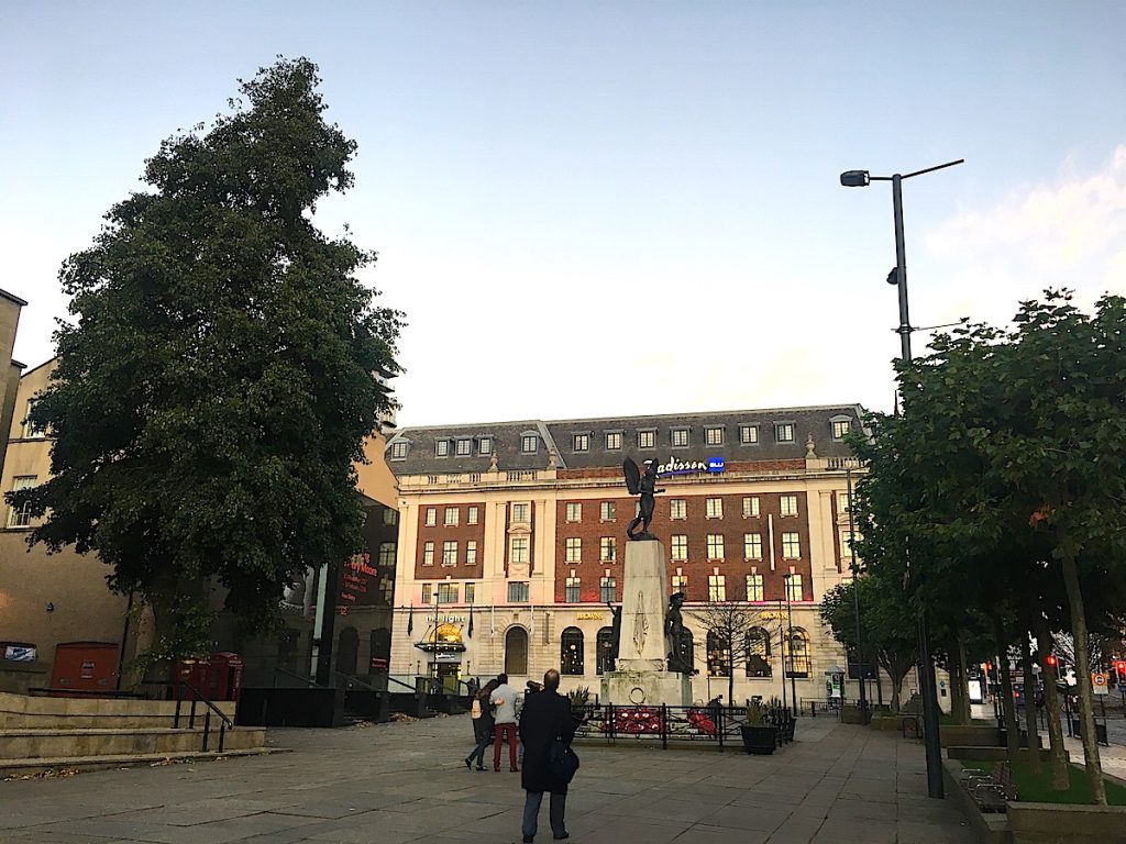 Schöner schlafen beim Städtetrip nach England. Das Radisson Blu in Leeds steht unter Denkmalschutz.