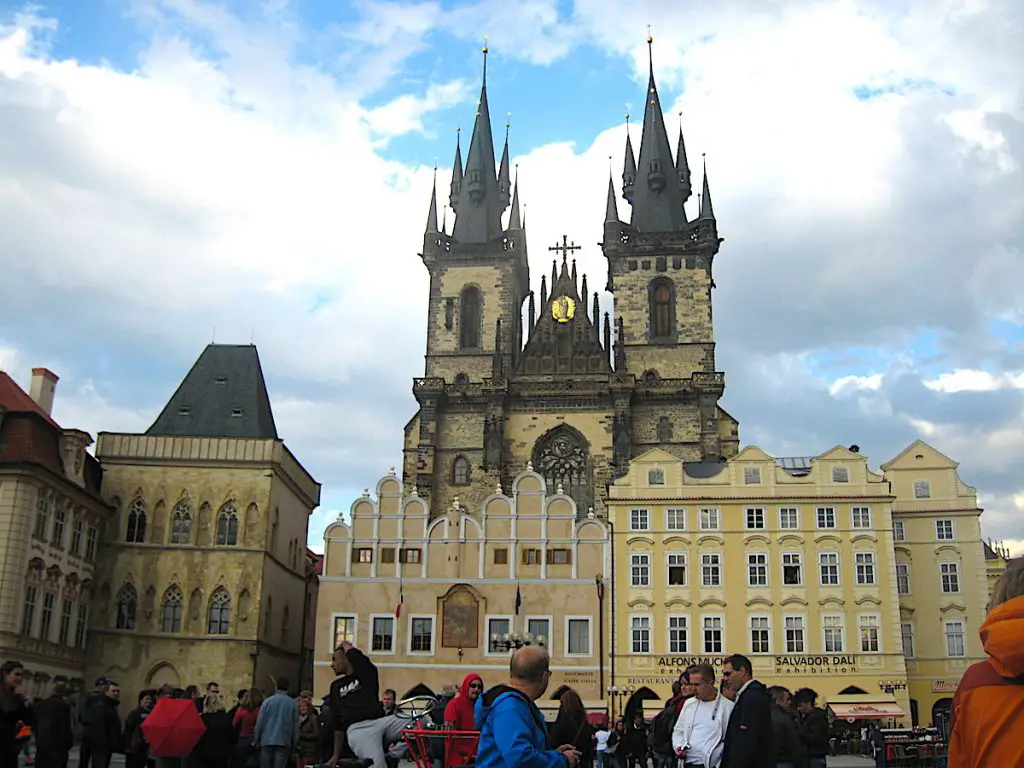 Von Prag über Brünn nach Bratislava - die erste Etappe ist natürlich das goldene Prag