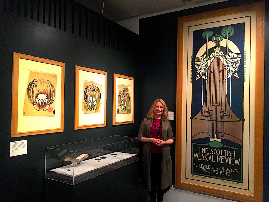 Glasgow - Ein Wochenende voller Überraschungen - Kuratorin in Ausstellung