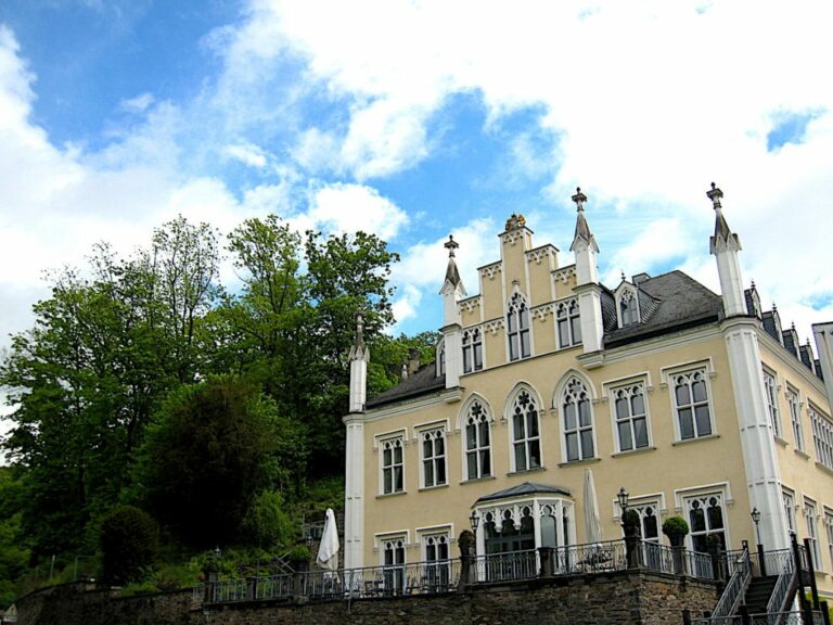 Der Garten der Schmetterlinge von Schloss Sayn Weltenkundler