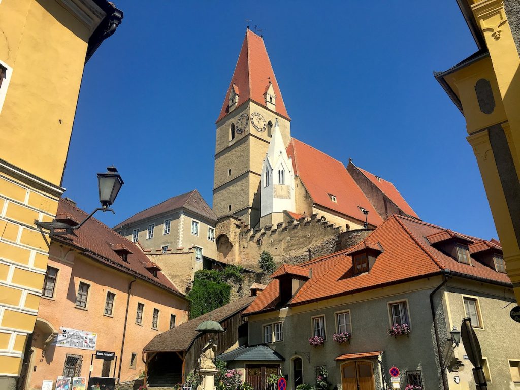 Weissenkirchen mit der namensgebenden Kirche