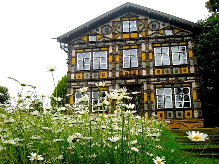 Lemgo – Hexen, Geister und grausame Menschen - Das Junkerhaus in Lemgo ist ein Gesamtkunstwerk