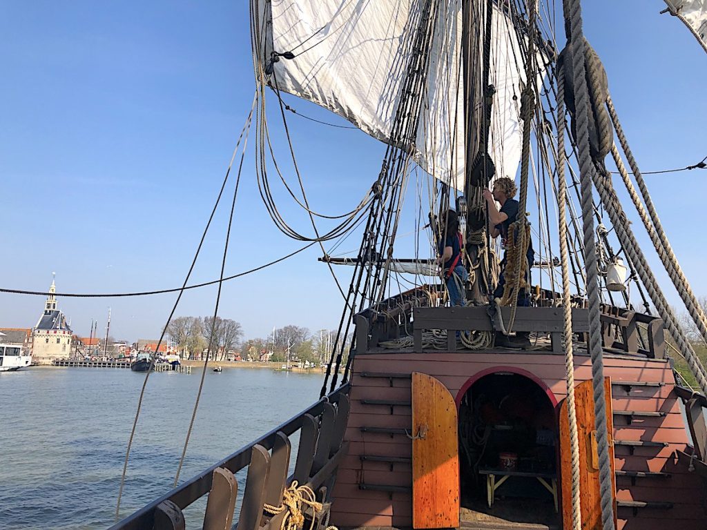 Die schönsten kleinen Städte Hollands - das mairitime Hoorn von See aus gesehen