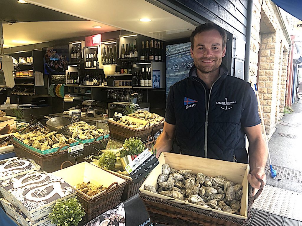 Fischer Alban Lenoir mit seinen Austern in Granville 