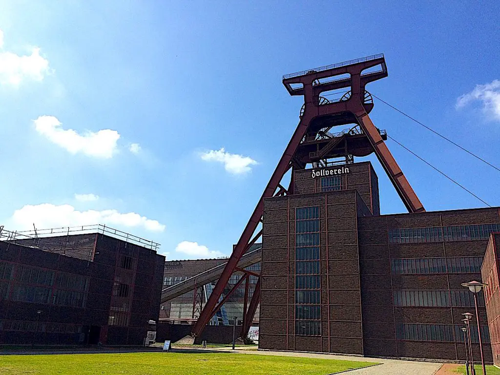 UNESCO-Welterbestätten in Deutschland - die faszinierende Welt der Maschinen auf Zeche Zollverein in Essen 