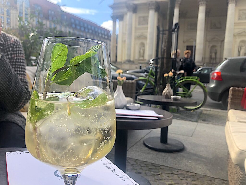 Quchnia am Gendarmenmarkt – den Tag in Berlin genießen