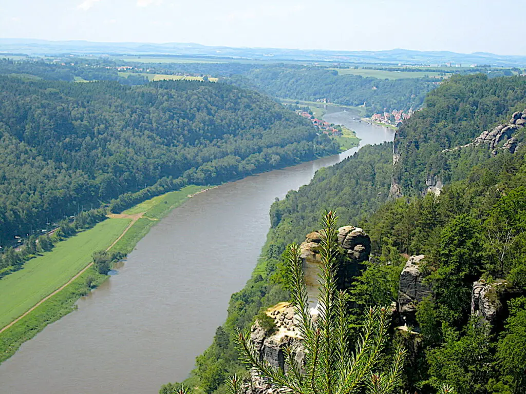 Deutschlands schönste Nationalparks - hier das Elbsandsteingebirge
