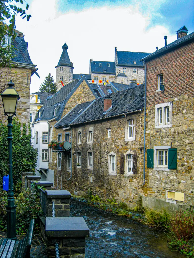 Stolberg hat eine ähnlich schöne Altstadt wie Monschau und liegt nur rund 30 Kilometer entfernt