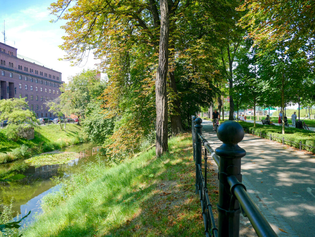Radtouren entlang des Stadtgrabens sind ein echtes Breslau Highlight, denn sie verbinden Natur- und Kulturerlebnis.