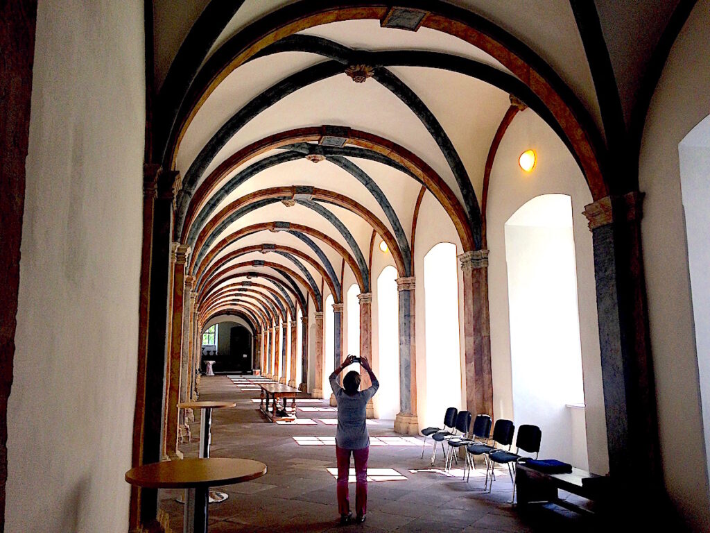 Schloss und Kloster Corvey zählen zum UNESCO-Welterbe und den Top-Sehenswürdigkeiten in nRW