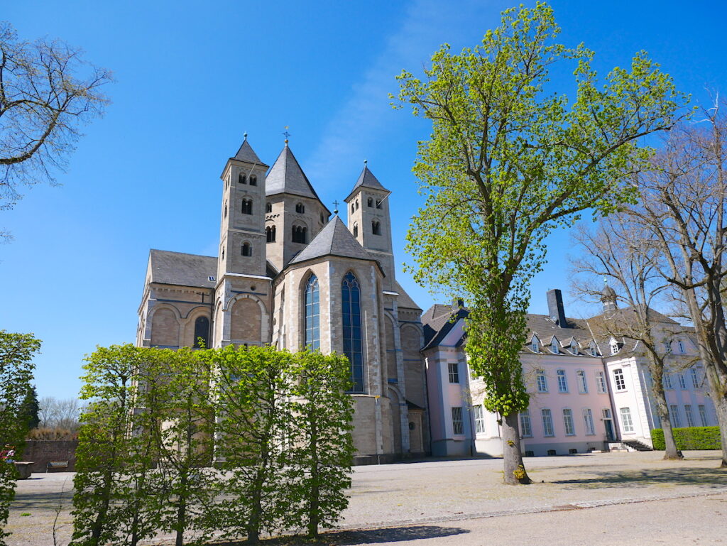 In und um Düsseldorf - Kloster Knechtsteden
