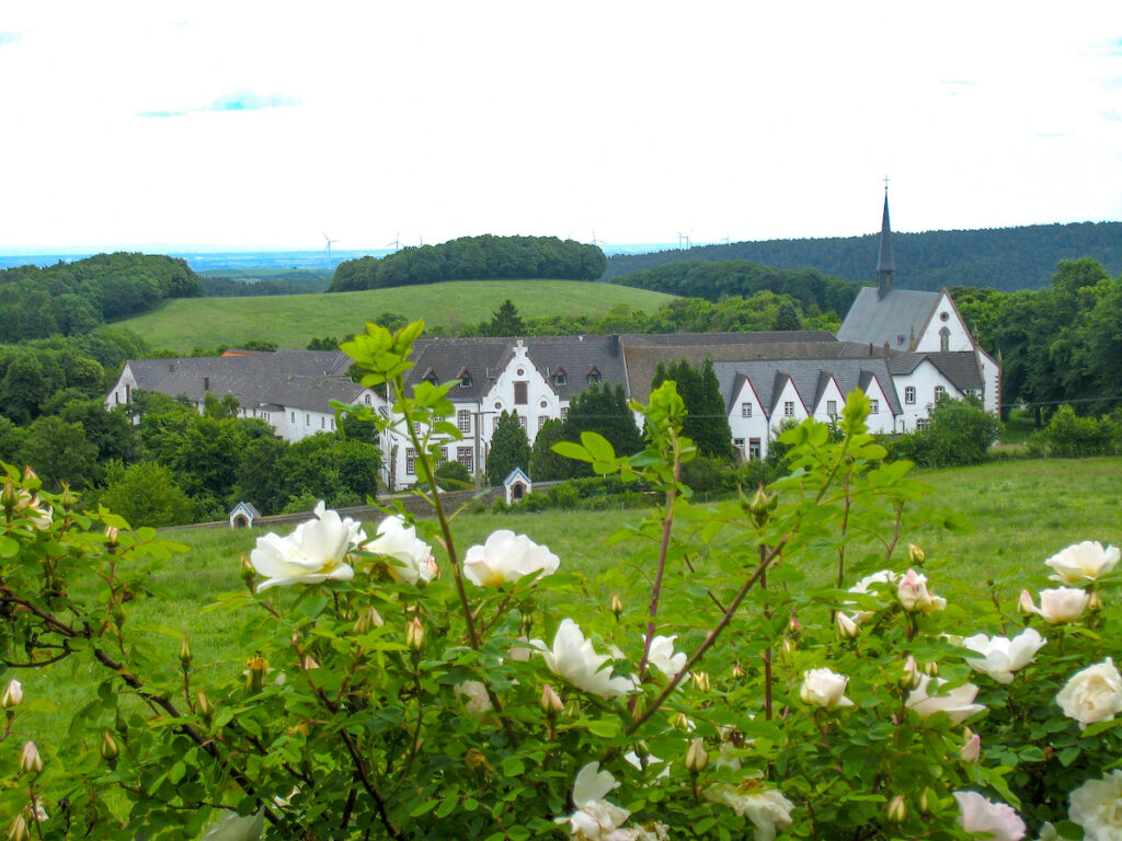 Die Eifel galt als bedeutende Klosterlandschaft