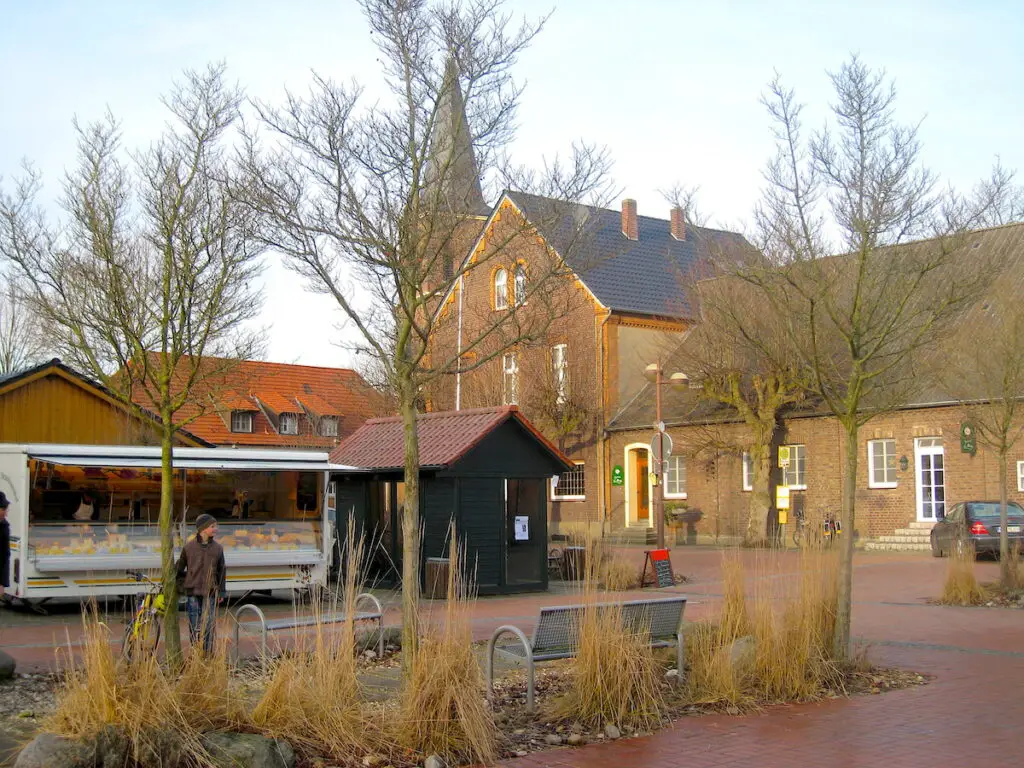 Der kleine Bauernmarkt in Loikum bietet Landlust in NRW