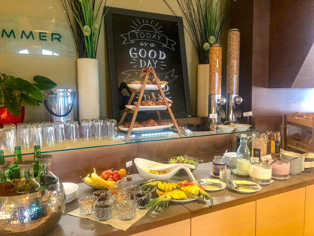 Das Stadthotel in Schärding bietet ein üppiges Frühstück