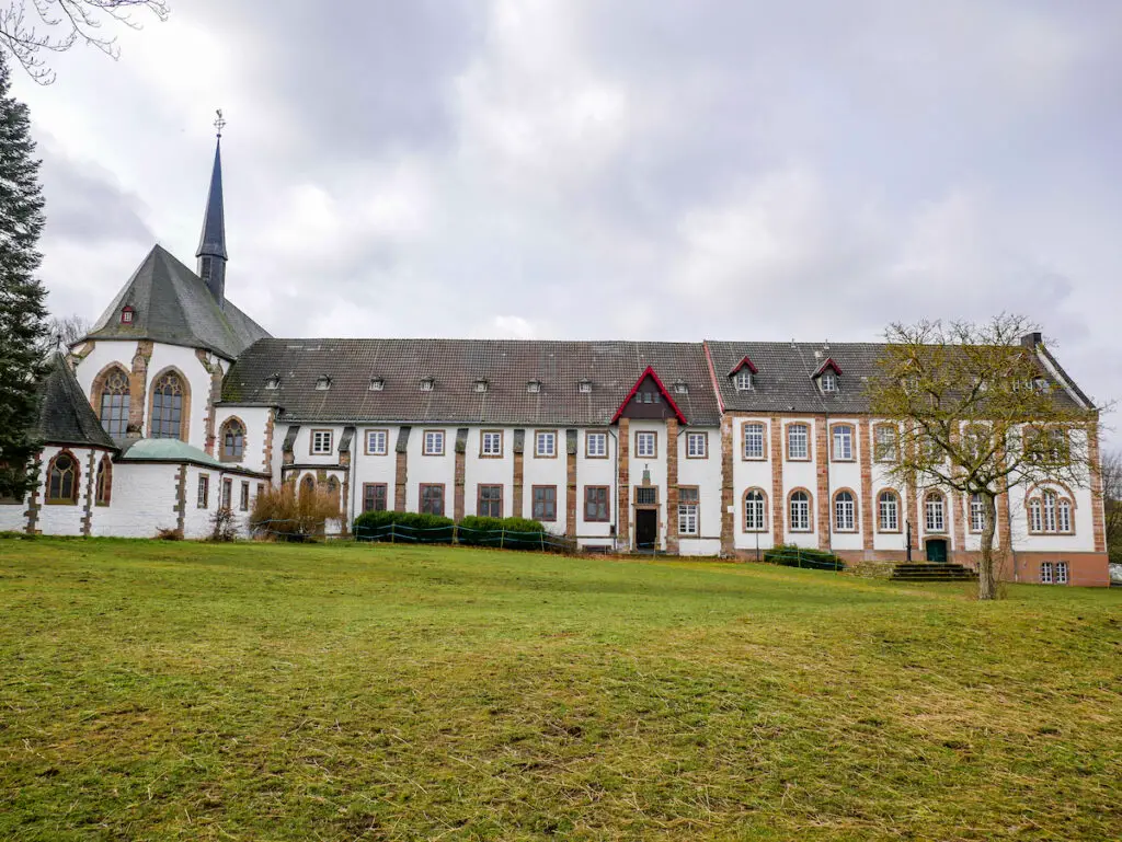 Kloster Mariawald in der Eifel bekommt ein neues Gästehaus