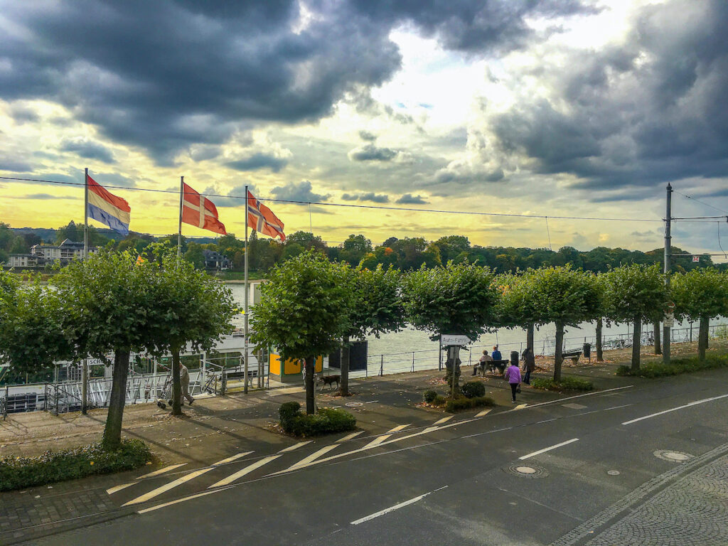 Die schönsten Rheinpromenaden in NRW - Königswinter 