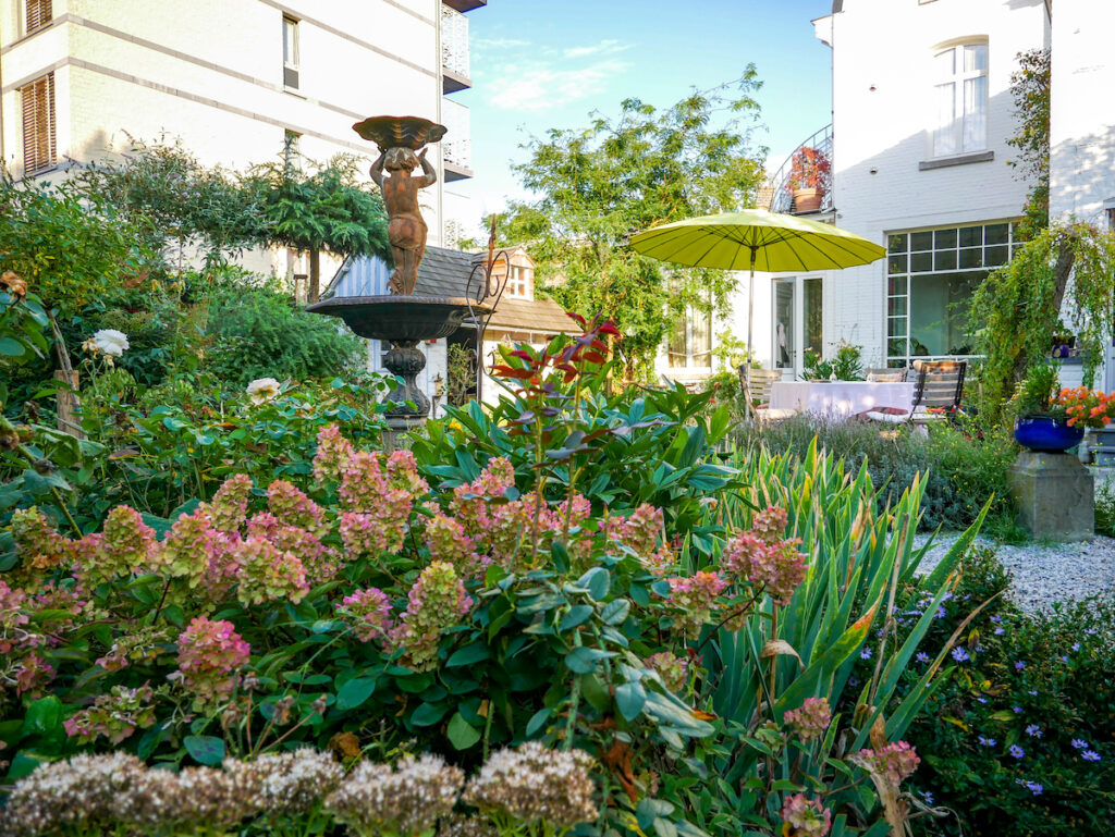 Der Garten der Villa Balat - Hoteltipp für Namur