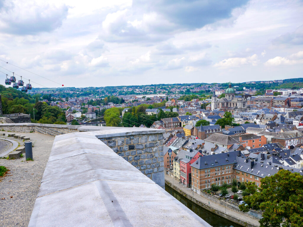 Karnevalsflucht nach Namur