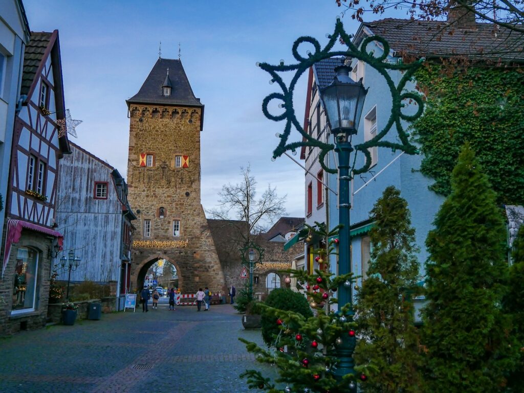 Die 5 schönsten NRW-Weihnachtsmärkte - Bad Münstereifel erstrahlt in neuem Glanz