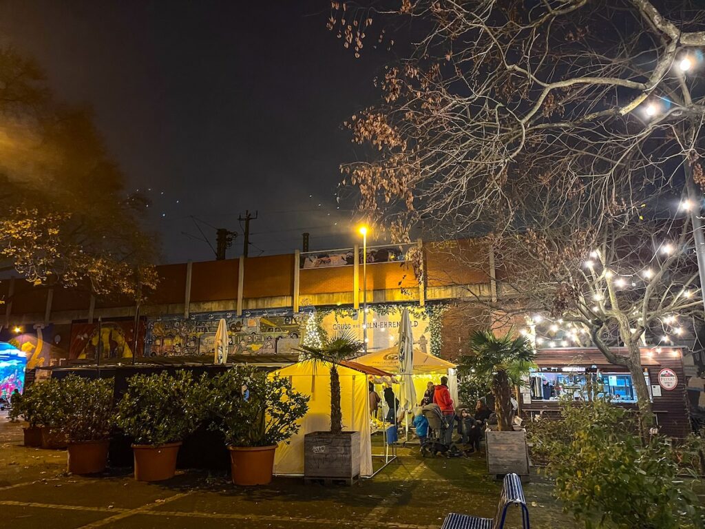 Gold & Liebe - neuer Weihnachtsmarkt in Ehrenfeld