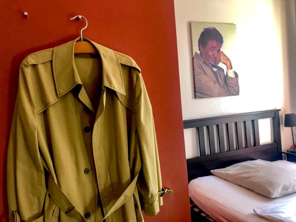 Hoteltipps für Hillesheim - das Krimihotel hat auch ein Zimmer für Columbo-Fans