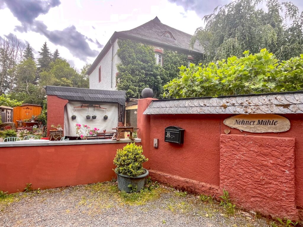 Die Nohner Mühle in der Eifel