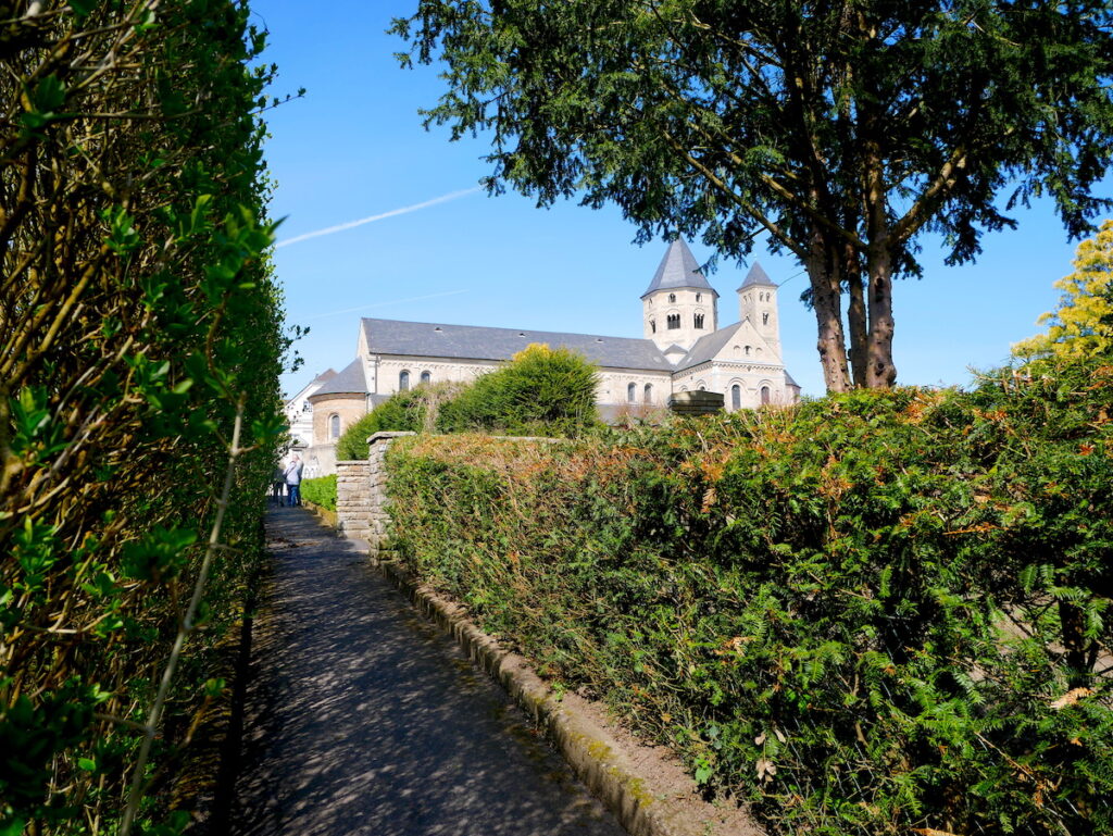 Vor den Stadttoren Düsseldorfs - Kloster Knechtsteden