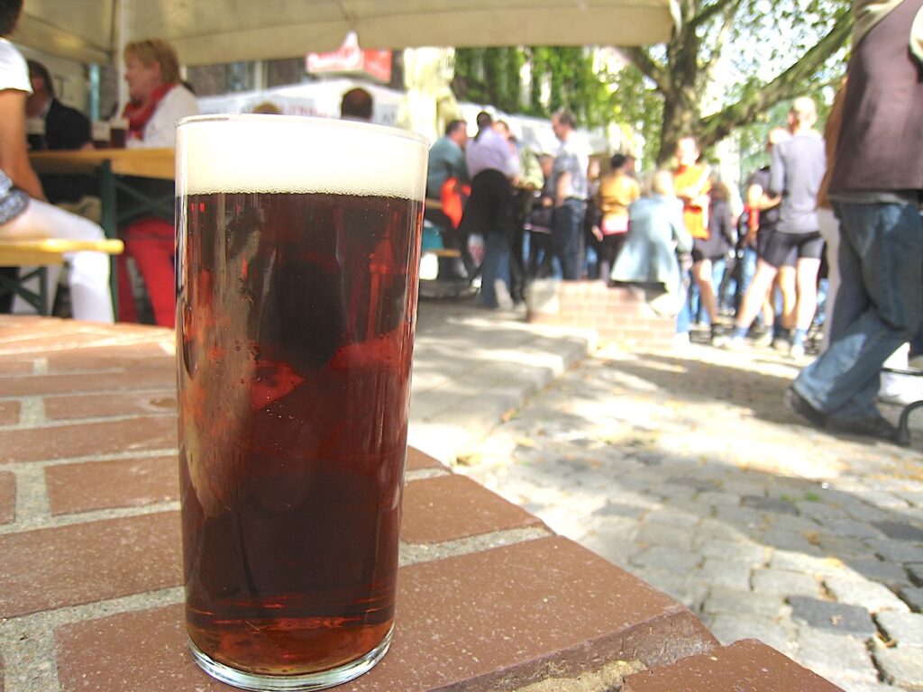 Altbier-Touren durch Düsseldorfs Altstadt