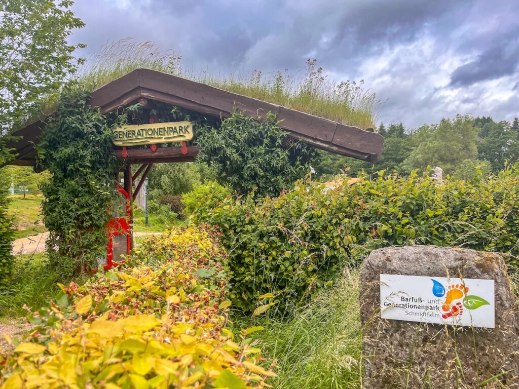 Barfuß- und Generationenpark in Schmidtheim