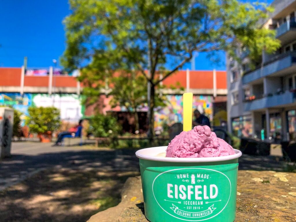 Immer köstlich - Eis vom Eisfeld!