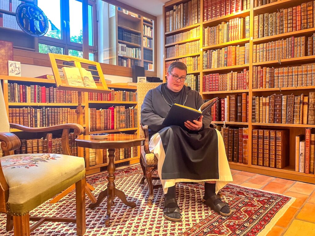 Kloster Bochum Stiepel – eindrucksvolle Bibliothek