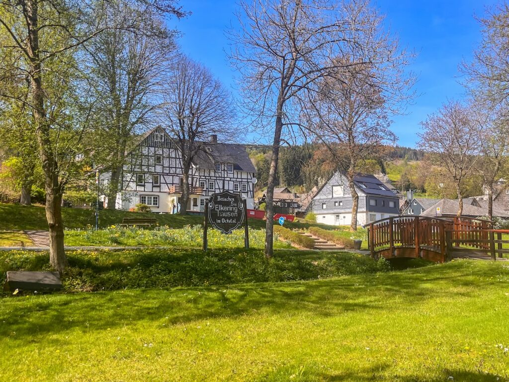 Sauerland-Wanderdörfer und Seelenorte - das pittoreske Elkeringhausen