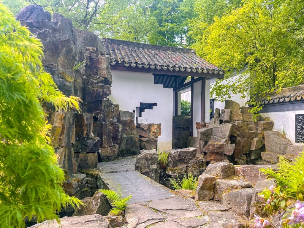 Führungen im Chinesischen Garten Bochum