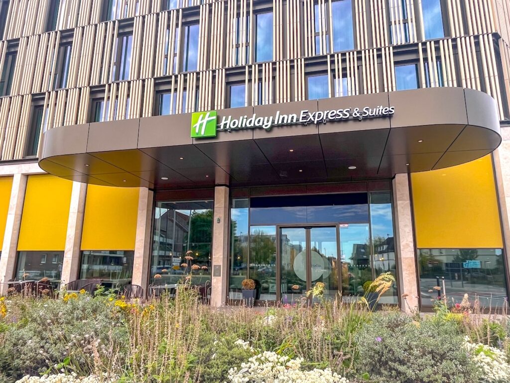 Holiday Inn Express & Suites Monheim am Rhein.