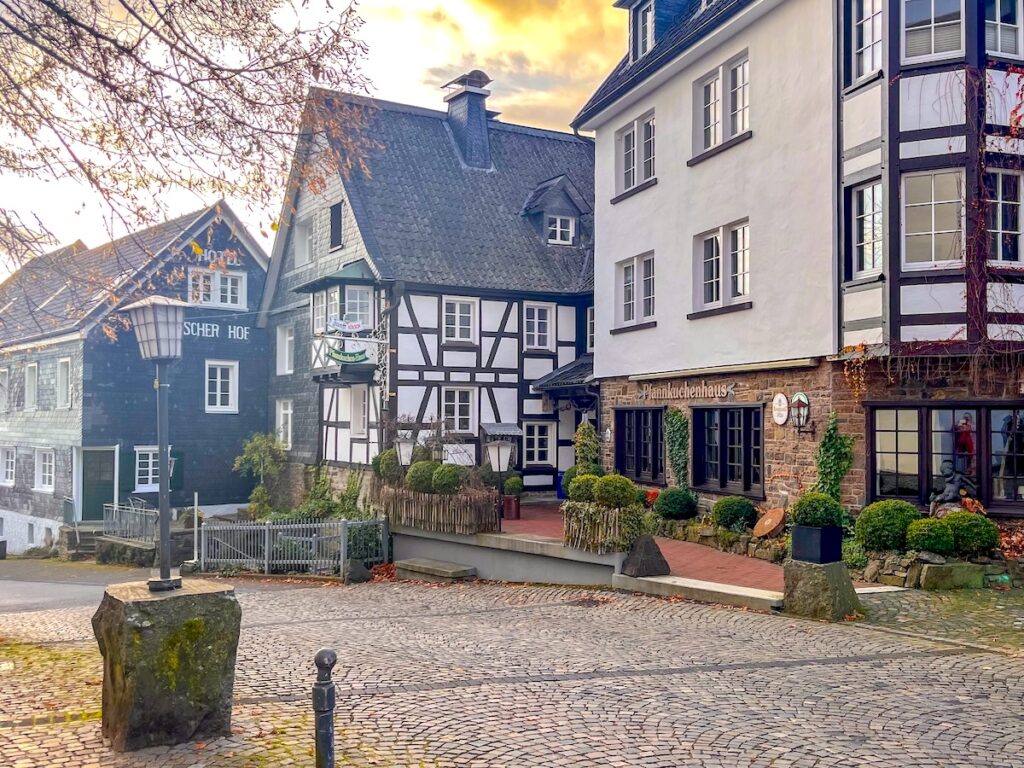 Luftkurort Nümbrecht – Fachwerkidylle und Wanderparadies