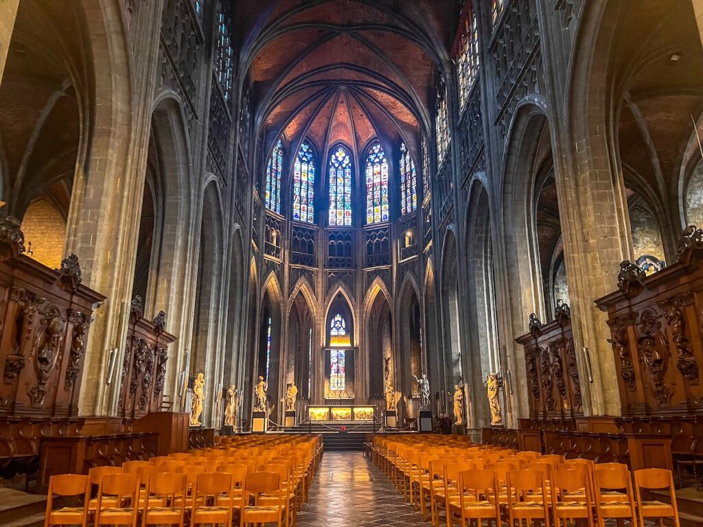 Stiftskirche in der Wallonie