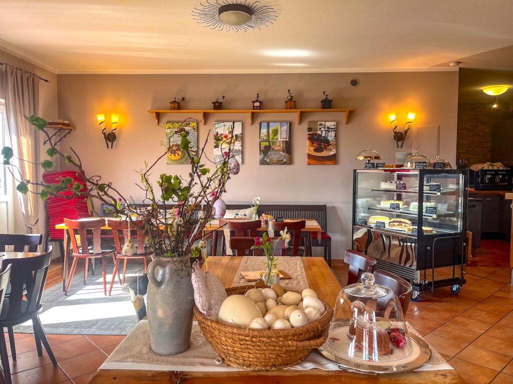  Café feinherb an der Riesling-Schleife