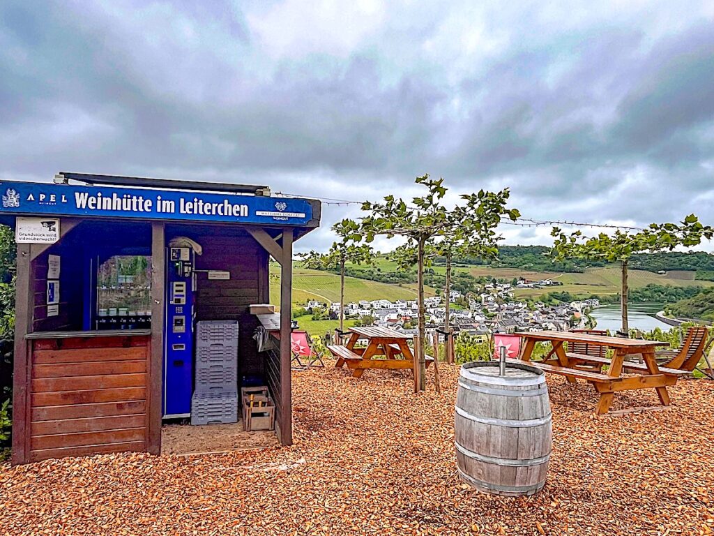 24-Stunden Weinhütte mit Panorama – das Nitteler Leiterchen