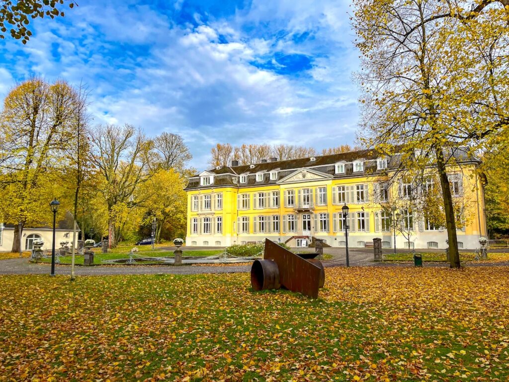 Skulpturenpfad am Schloss Morsbroich